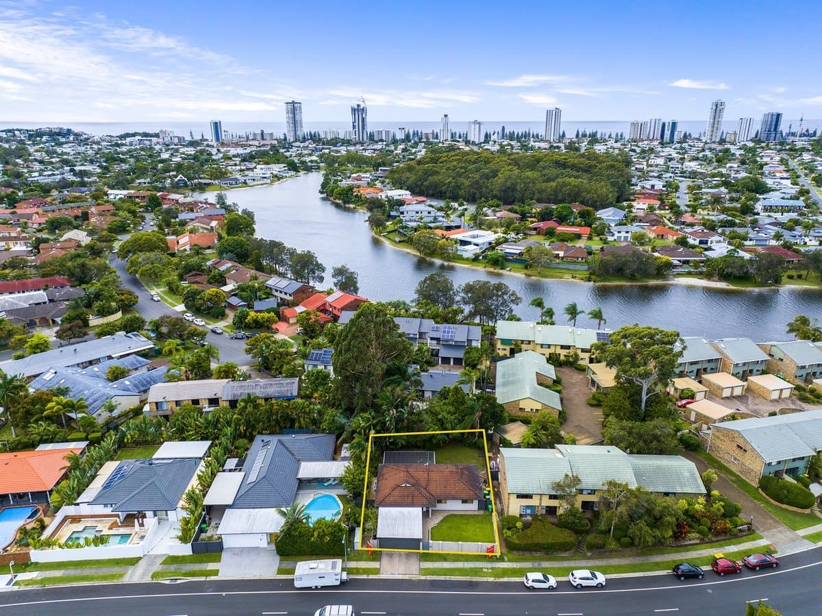 20 Dunlin Drive, Burleigh Waters QLD 4220, Burleigh Waters - Image 1