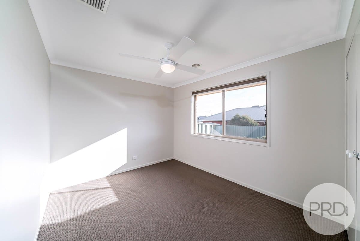 18 Hazelwood Drive, FOREST HILL NSW 2651, Forest Hill - Thumbnail 7