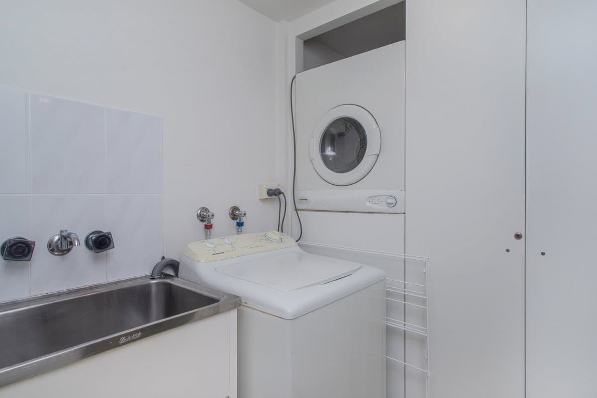 1003/12 Enderley Avenue, Surfers Paradise QLD 4217, Surfers Paradise Property Image - Thumbnail 8