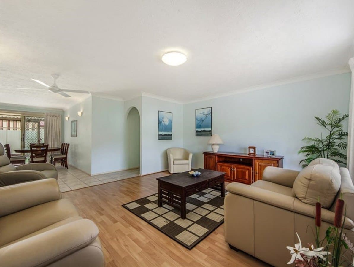 2/13 Elwood Court, Burleigh Waters QLD 4220, Burleigh Waters Property Image - Thumbnail 3