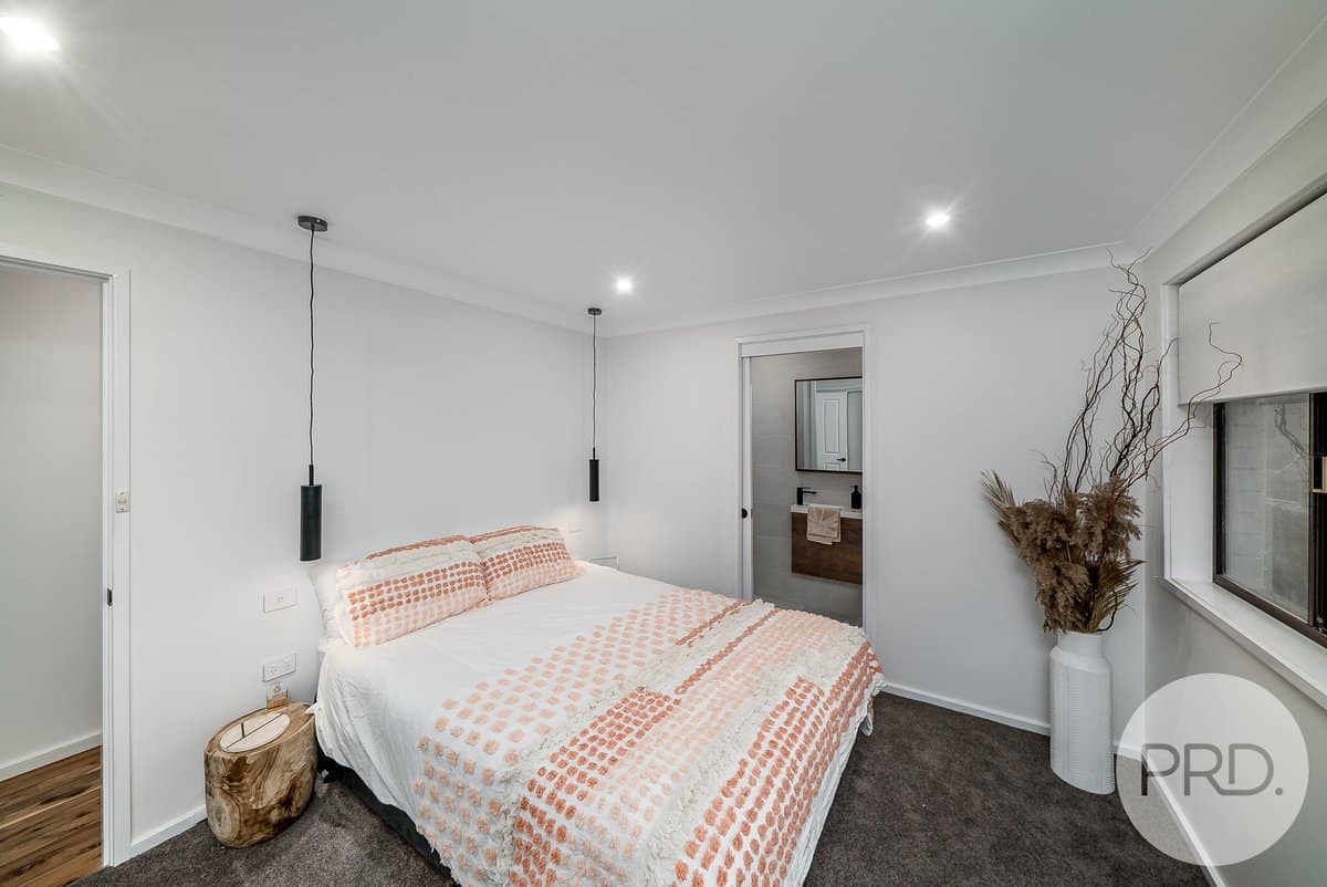 19 Churchill Avenue, KOORINGAL NSW 2650, Kooringal - Thumbnail 8