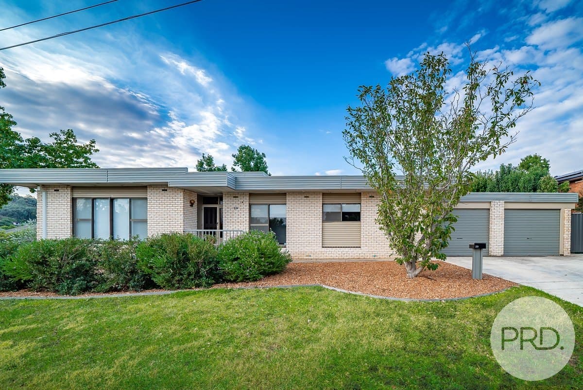 29 Banks Avenue, KOORINGAL NSW 2650, Kooringal - Image 1