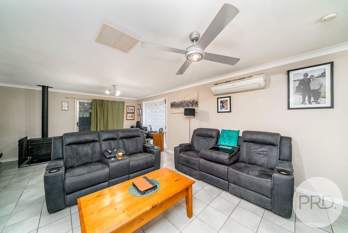 5 Oleander Crescent, LAKE ALBERT NSW 2650, Lake Albert - Thumbnail 4