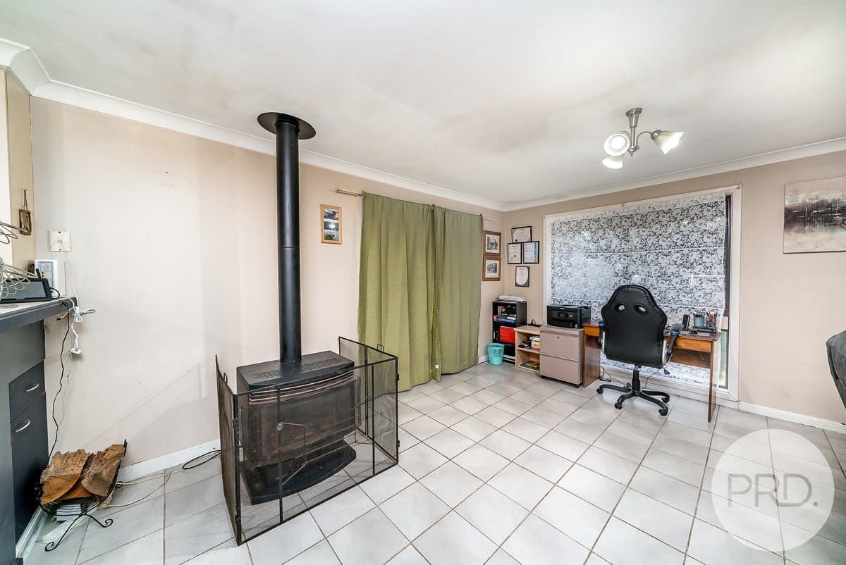 5 Oleander Crescent, LAKE ALBERT NSW 2650, Lake Albert - Thumbnail 5