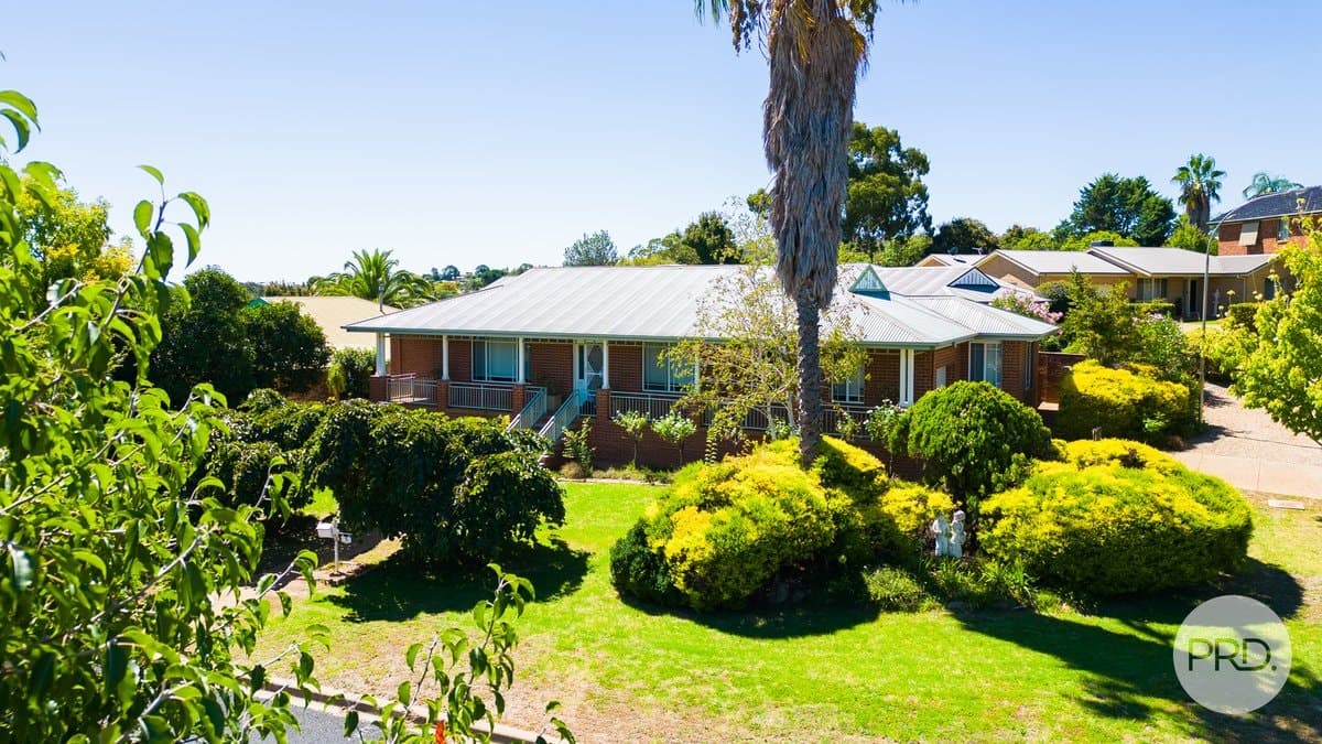 5 Wilgoma Street, BOURKELANDS NSW 2650, Bourkelands - Image 1
