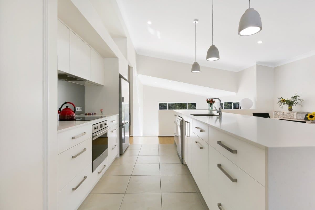 11 Robinson Place, Currumbin Waters QLD 4223, Currumbin Waters - Thumbnail 5