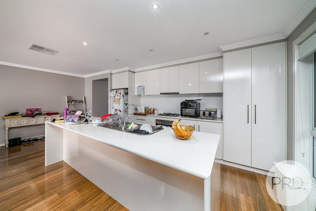 2/124 Mima Street, GLENFIELD PARK NSW 2650, Glenfield Park - Thumbnail 3