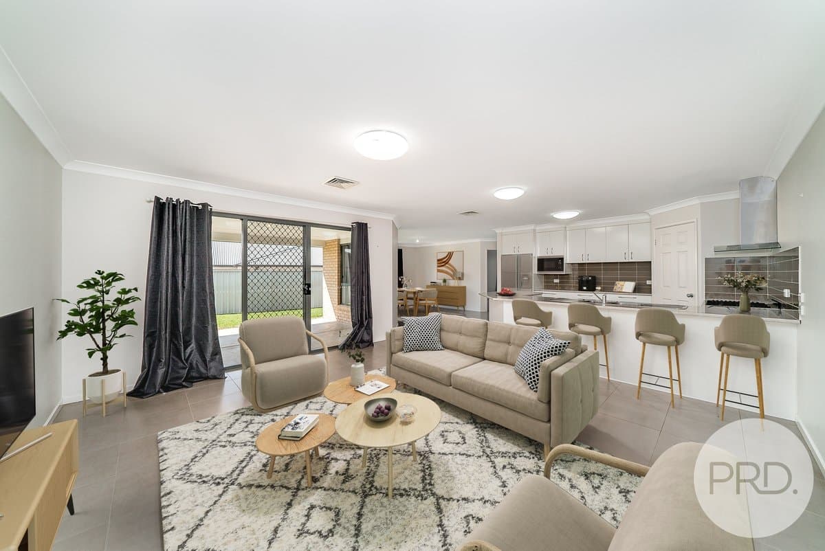 4 Tahara Crescent, ESTELLA NSW 2650, Estella - Thumbnail 2