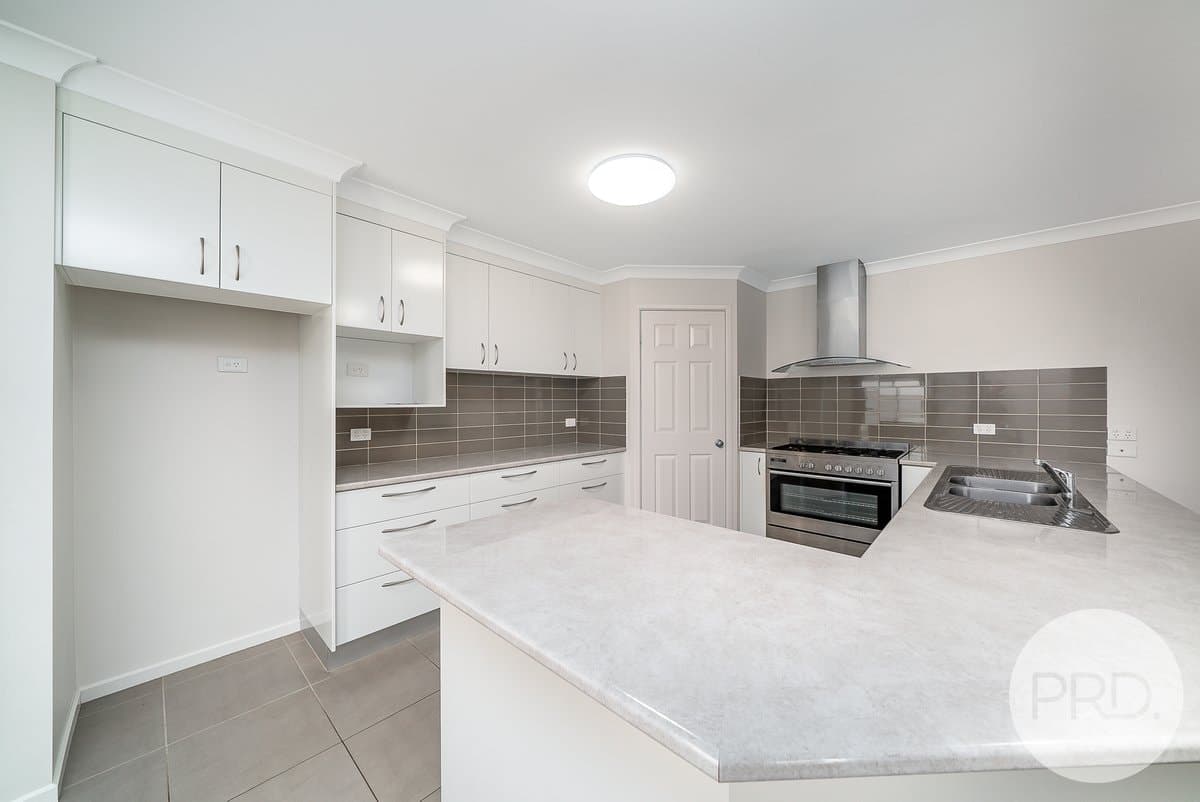 4 Tahara Crescent, ESTELLA NSW 2650, Estella - Thumbnail 7