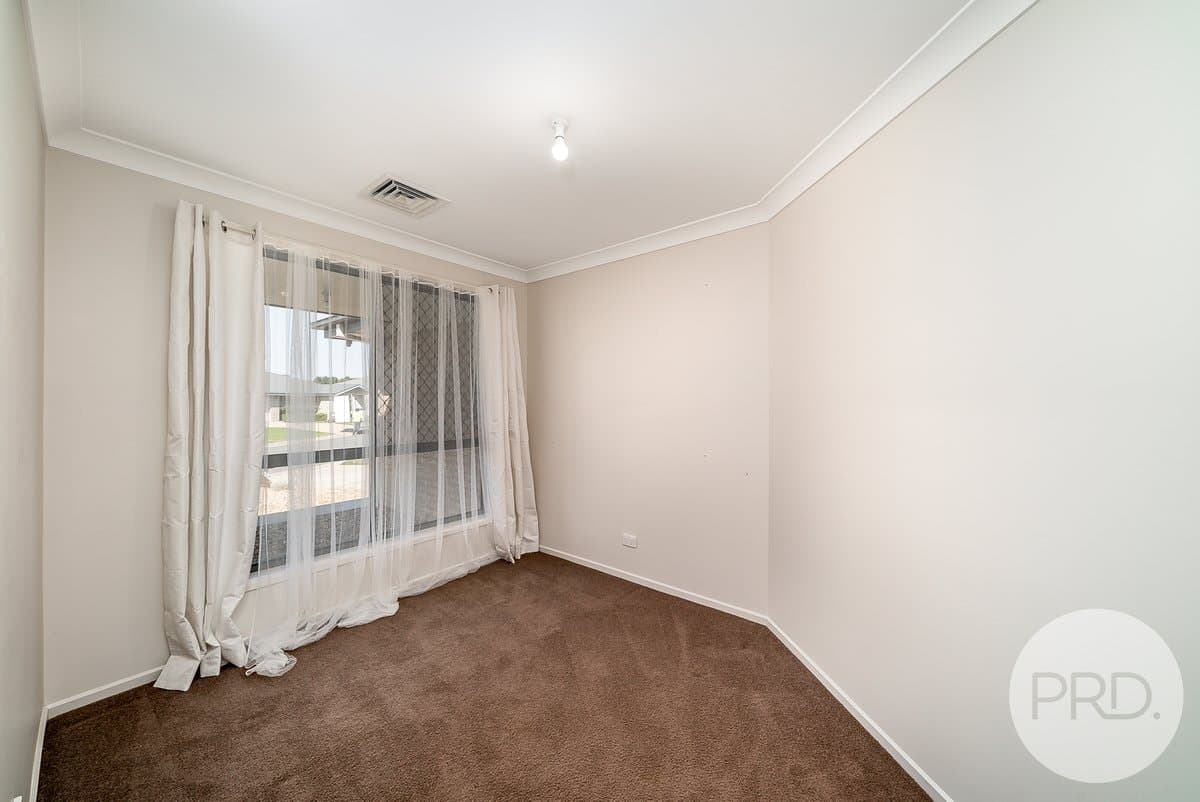 4 Tahara Crescent, ESTELLA NSW 2650, Estella - Thumbnail 8