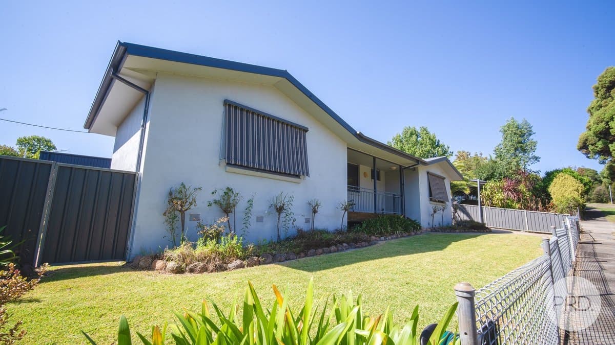 9 Clayton Street, TALBINGO NSW 2720, Talbingo - Thumbnail 2