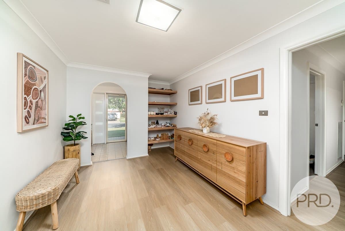 15 Tura Place, GLENFIELD PARK NSW 2650, Glenfield Park - Thumbnail 7