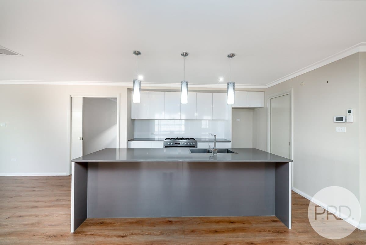 27 Chang Avenue, LLOYD NSW 2650, Lloyd - Thumbnail 2