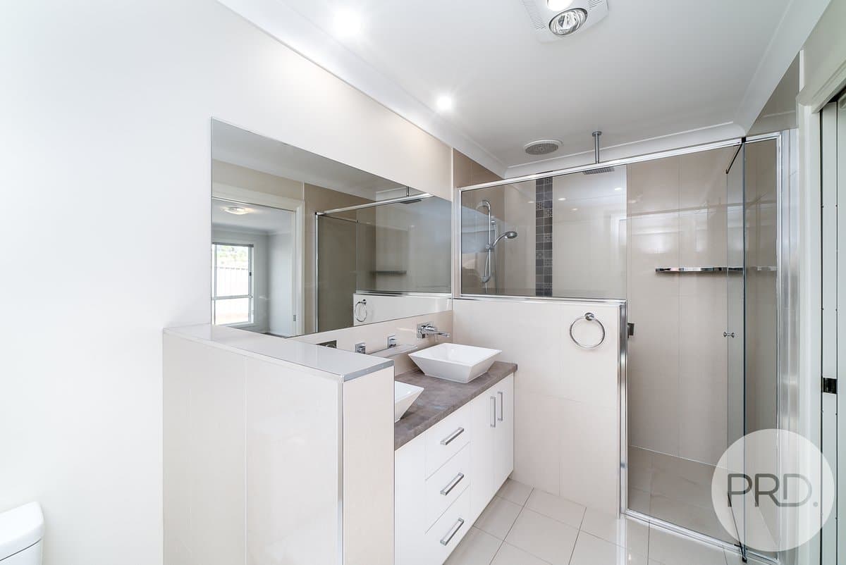 27 Chang Avenue, LLOYD NSW 2650, Lloyd - Thumbnail 8