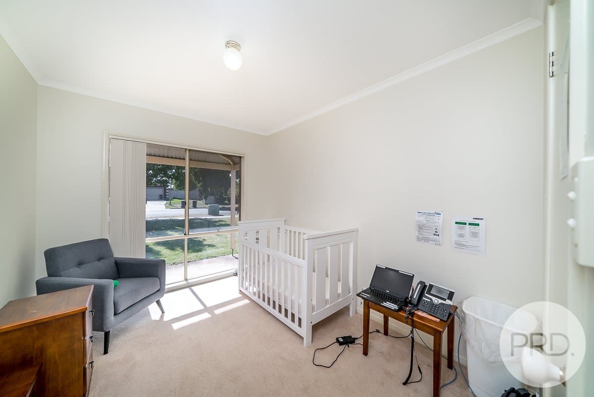 54 Yentoo Drive, GLENFIELD PARK NSW 2650, Glenfield Park - Thumbnail 8