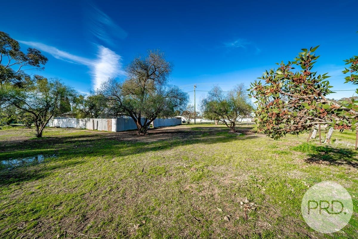 58 Reid Street, LOCKHART NSW 2656, Lockhart - Thumbnail 2
