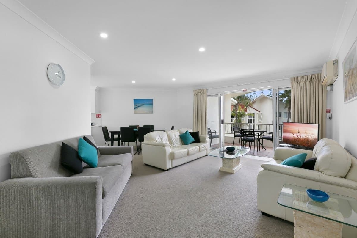 28/136 The Esplanade, Burleigh Heads QLD 4220, Burleigh Heads Property Image - Image 1