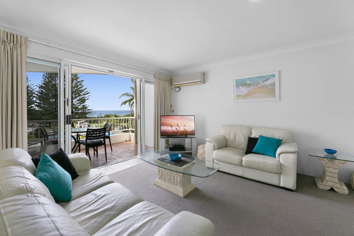 28/136 The Esplanade, Burleigh Heads QLD 4220, Burleigh Heads Property Image - Thumbnail 3