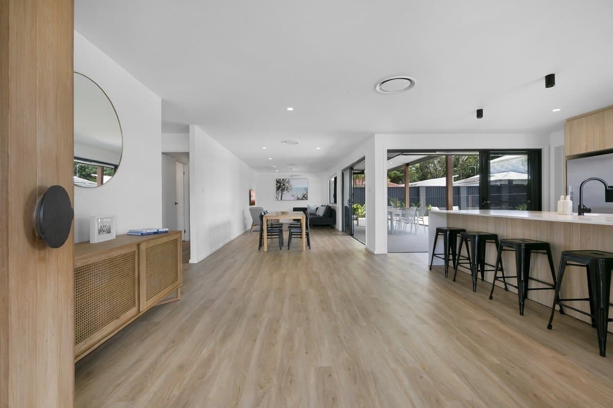 29 Tulip Street, Miami QLD 4220, Miami - Thumbnail 3