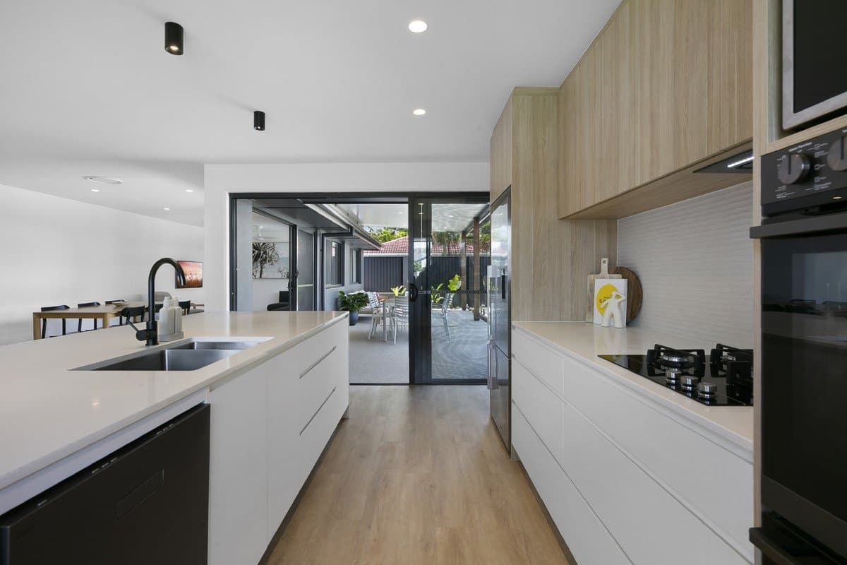 29 Tulip Street, Miami QLD 4220, Miami - Thumbnail 8
