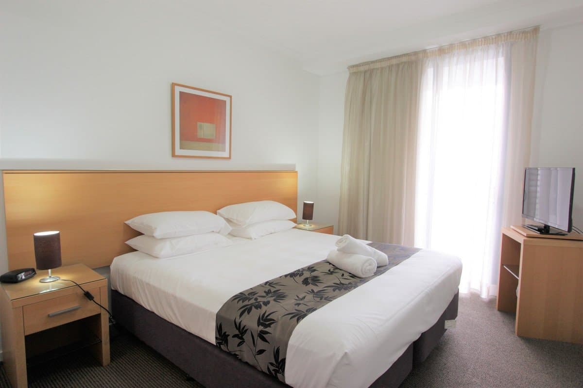 1119/1 Ocean Street, BURLEIGH HEADS QLD 4220, Burleigh Heads Property Image - Thumbnail 6