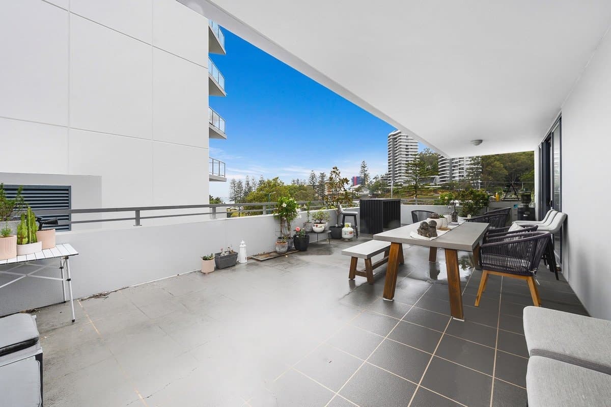 2011/1 Ocean Street, BURLEIGH HEADS QLD 4220, Burleigh Heads Property Image - Image 1