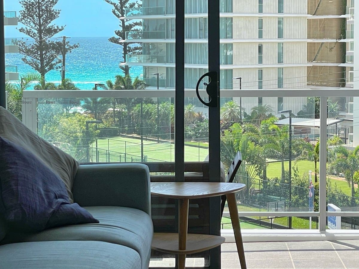1041/1 Ocean Street, Burleigh Heads QLD 4220, Burleigh Heads Property Image - Thumbnail 2