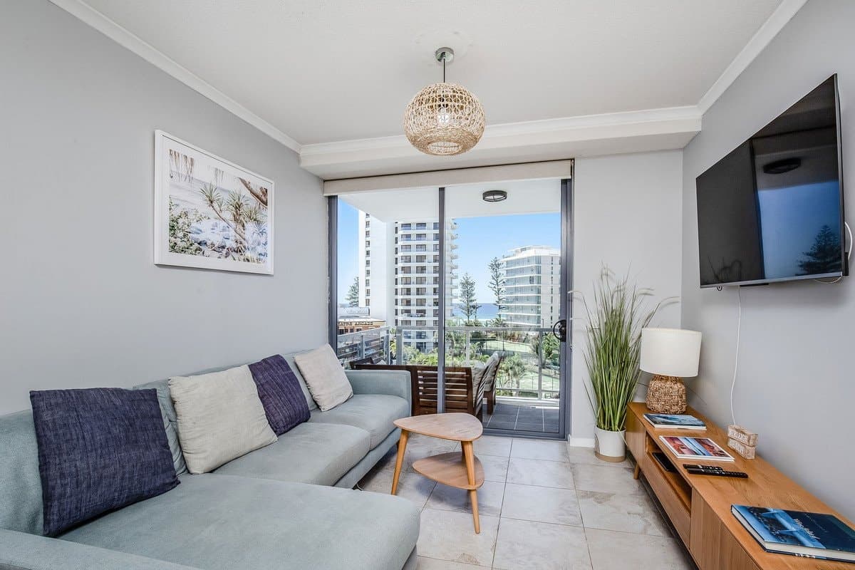 1041/1 Ocean Street, Burleigh Heads QLD 4220, Burleigh Heads Property Image - Thumbnail 6