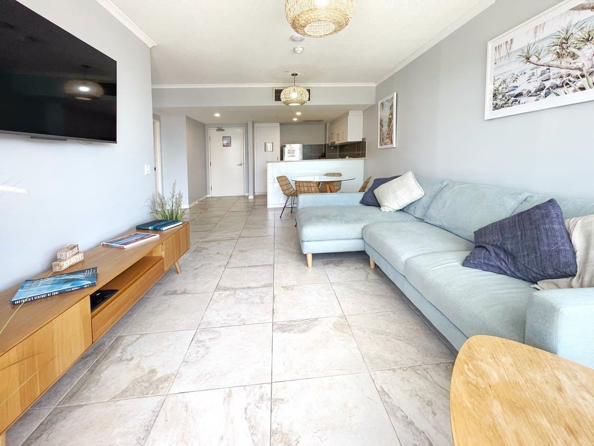 1041/1 Ocean Street, Burleigh Heads QLD 4220, Burleigh Heads Property Image - Thumbnail 7