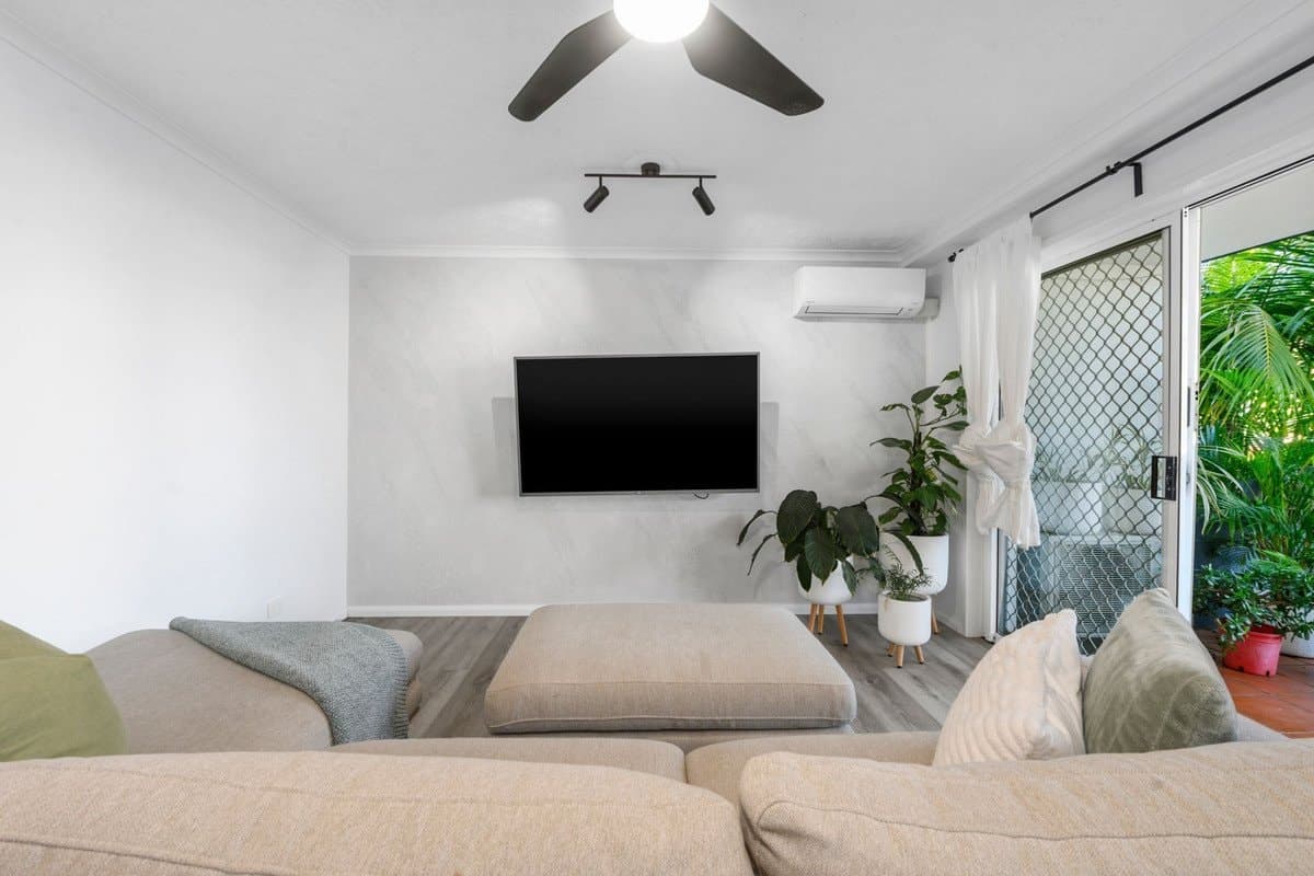 2/1-5 Tallebudgera Drive, Palm Beach QLD 4221, Palm Beach - Thumbnail 4