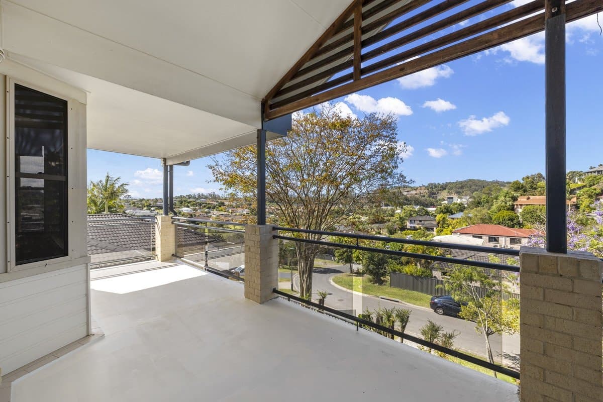 15 Tiarnna Close, BURLEIGH HEADS QLD 4220, Burleigh Heads Property Image - Thumbnail 2