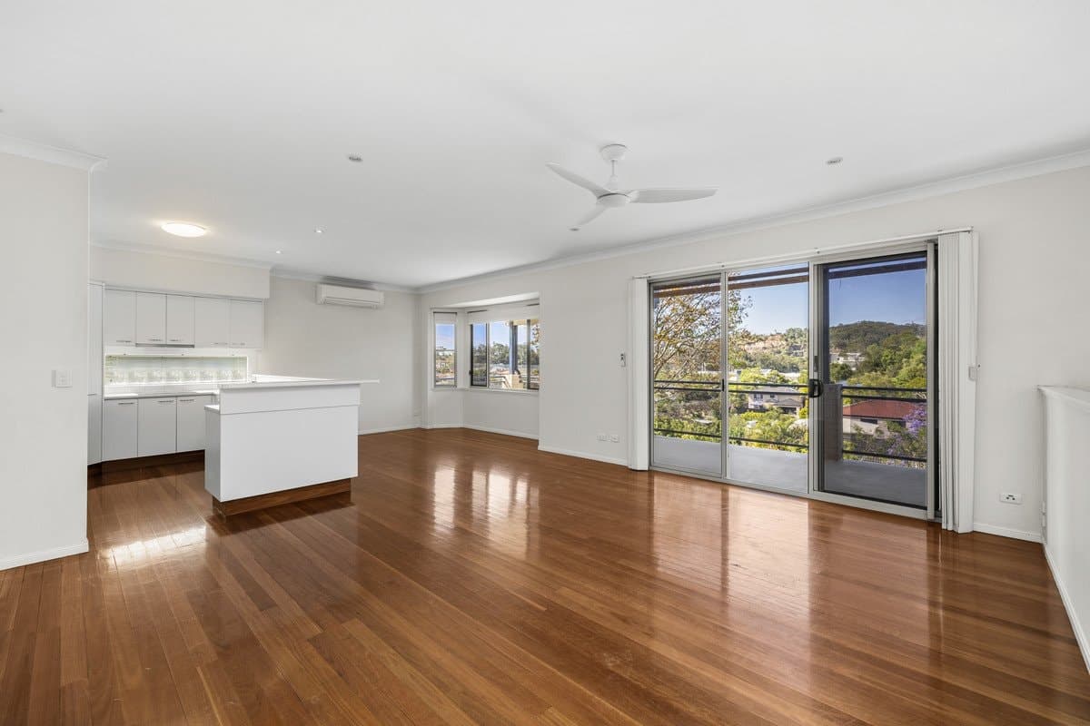 15 Tiarnna Close, BURLEIGH HEADS QLD 4220, Burleigh Heads Property Image - Thumbnail 4