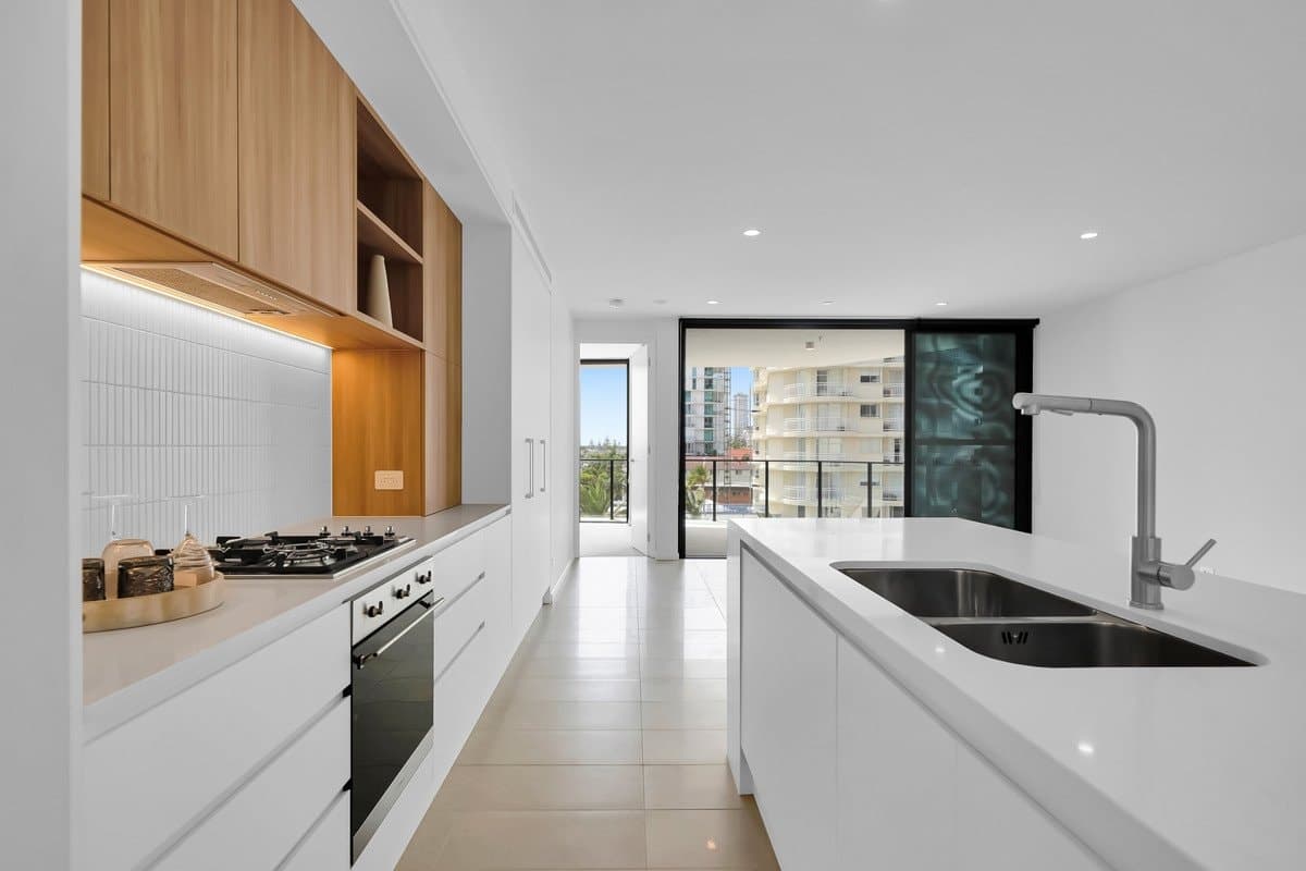 303/6 Second Avenue, Burleigh Heads QLD 4220, Burleigh Heads - Thumbnail 5