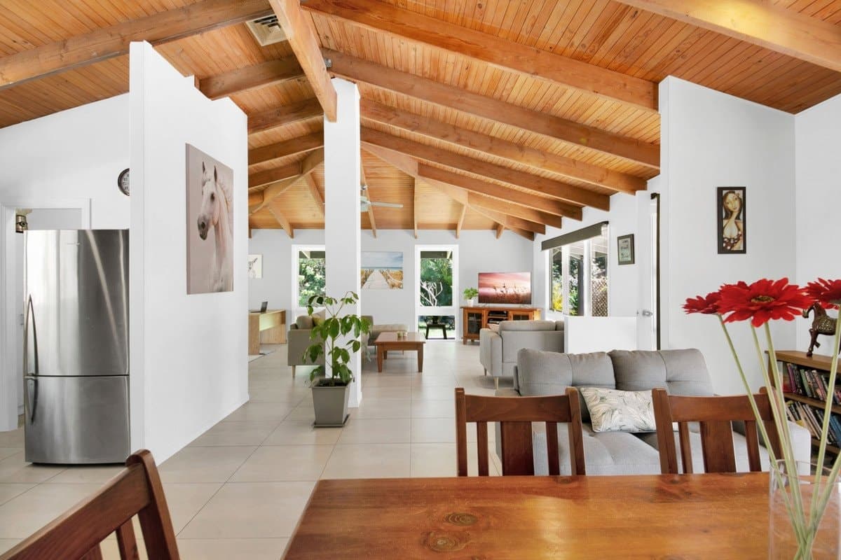 12 Carapook Crescent, Tallebudgera QLD 4228, Tallebudgera - Thumbnail 2