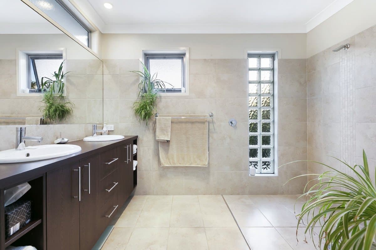 1/40 Tawarri Crescent, Burleigh Heads QLD 4220, Burleigh Heads Property Image - Thumbnail 5