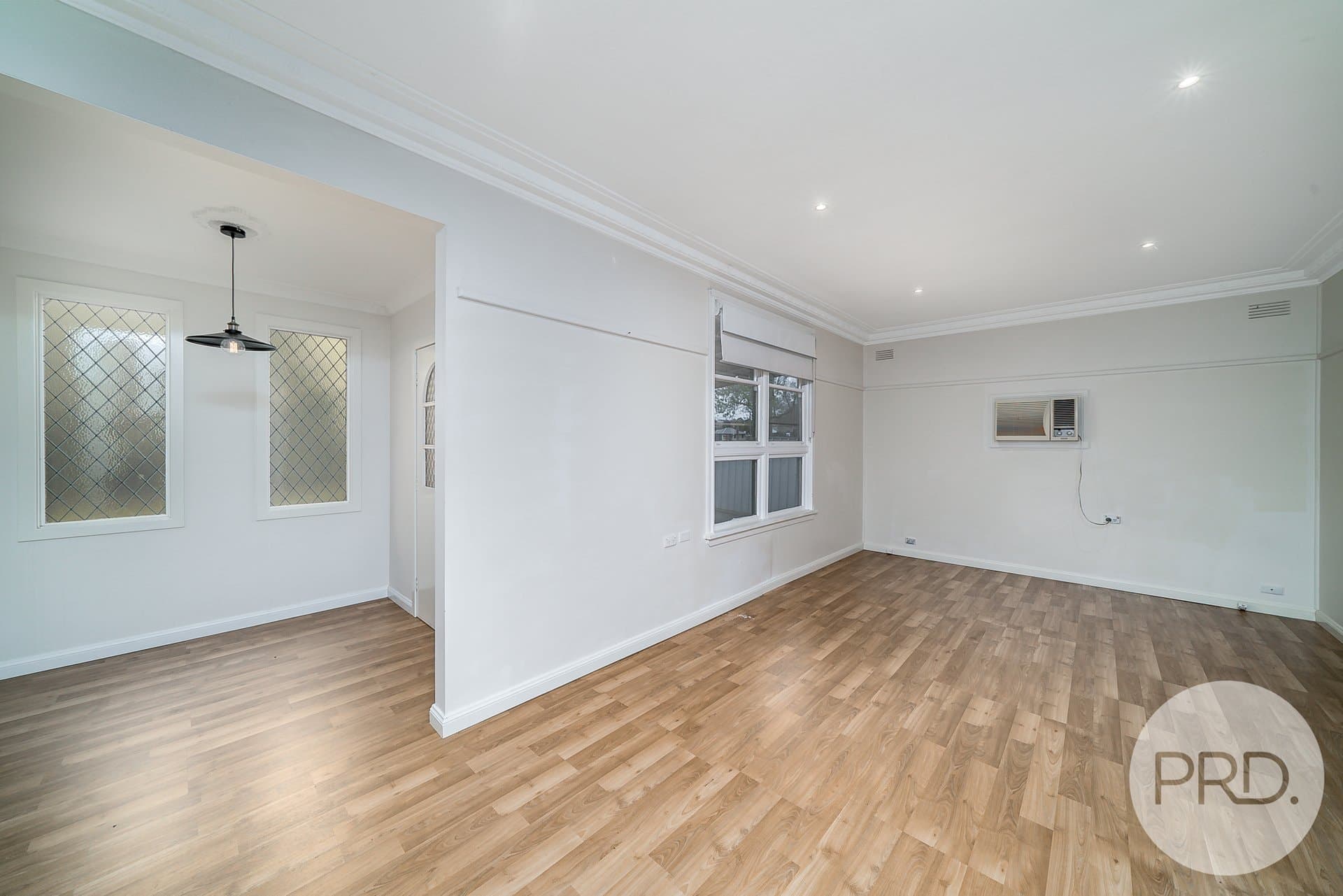 14 Monash Crescent, MOUNT AUSTIN NSW 2650, Mount Austin - Thumbnail 4