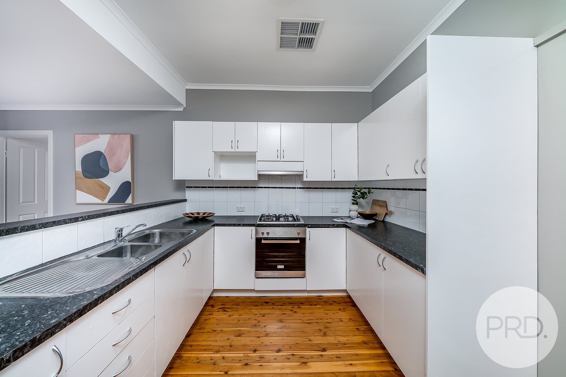 122
                Fernleigh
                Road
            
            
            
            mount austin
            
            
            NSW,
            2650, Mount Austin - Thumbnail 5