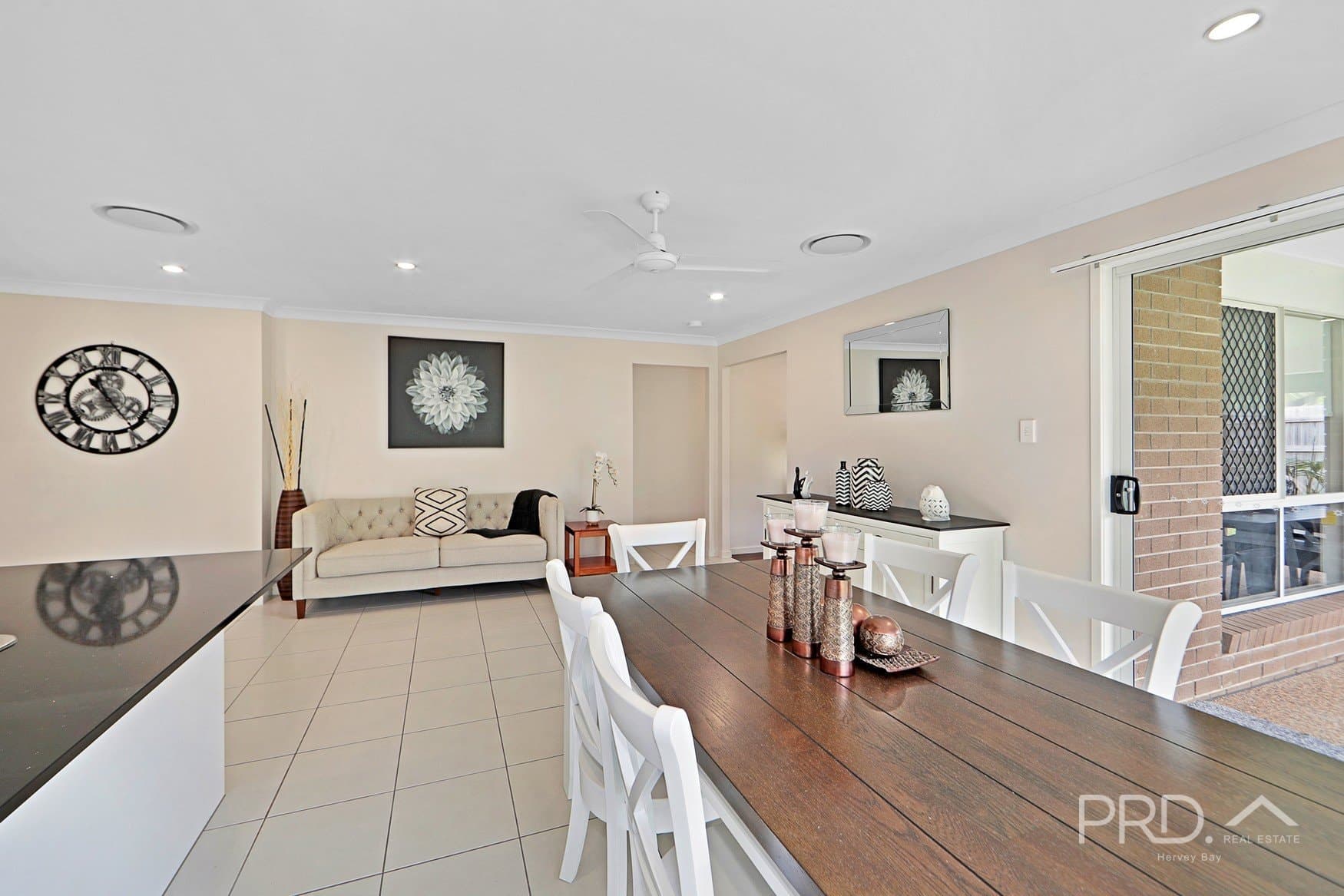 69
                Bradman
                Way
            
            
            
            urangan
            
            
            QLD,
            4655, Urangan - Thumbnail 8