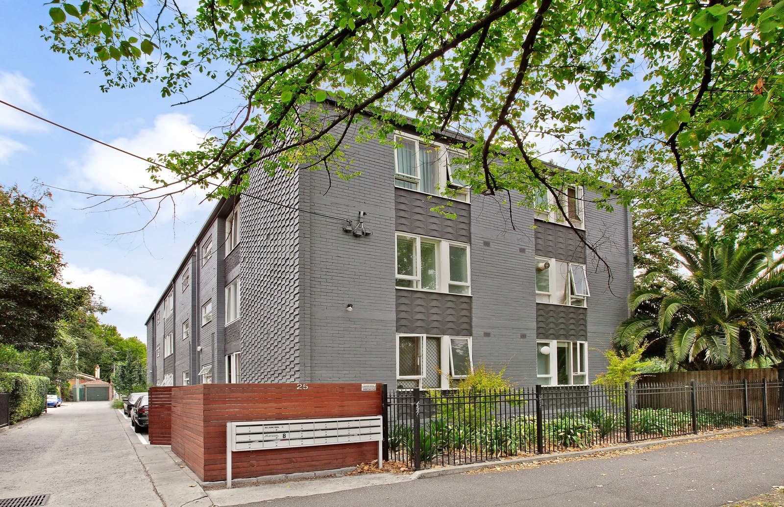 2/25 Brighton Road, ST KILDA, St Kilda - Image 1