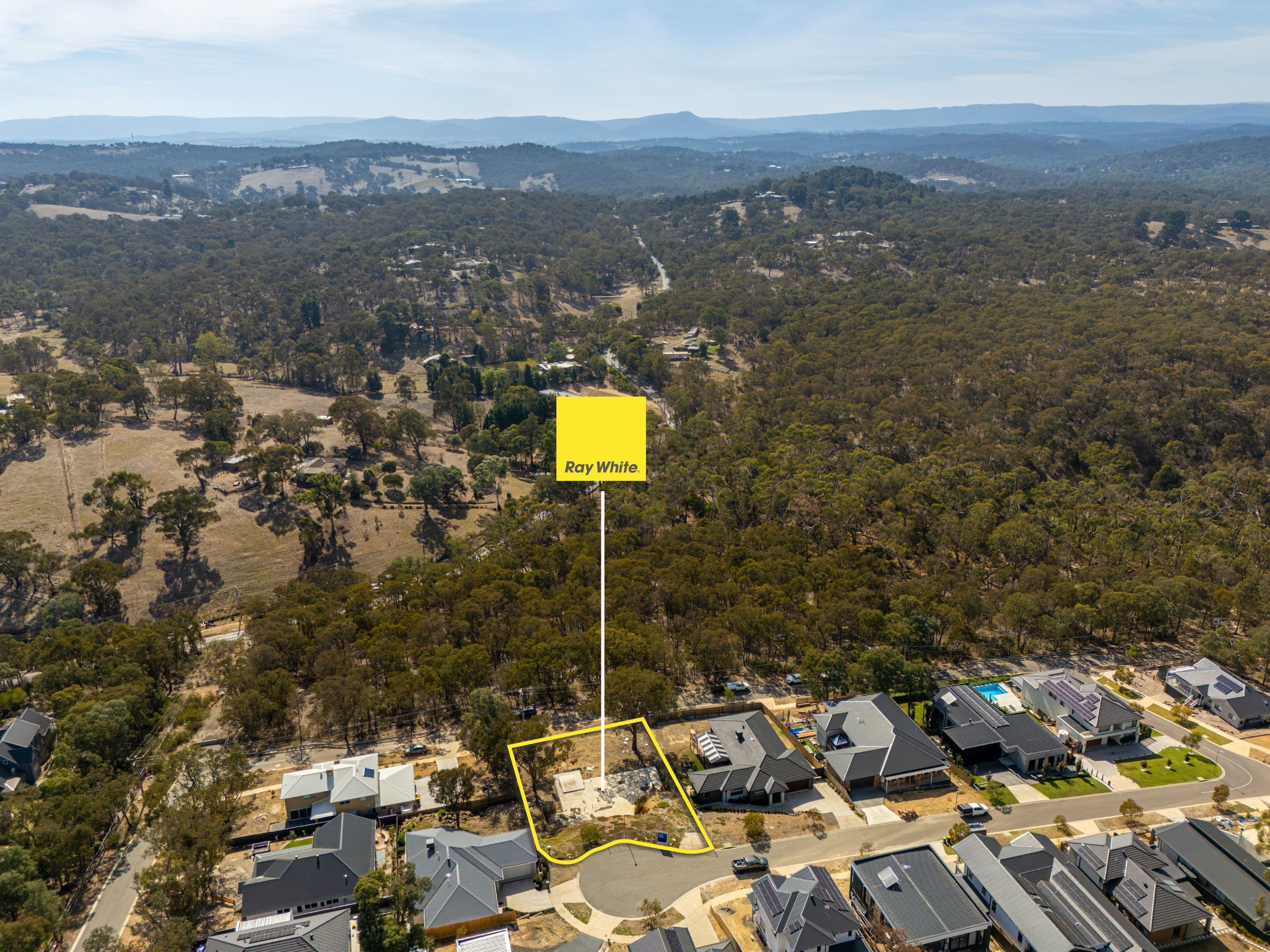 9 Botanica Court, Diamond Creek VIC 3089, Diamond Creek - Thumbnail 3