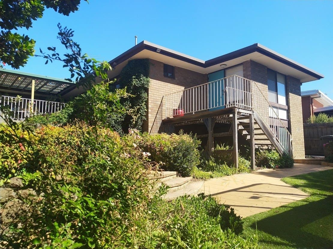 226 Roslyn Road, HIGHTON, Highton - Image 1