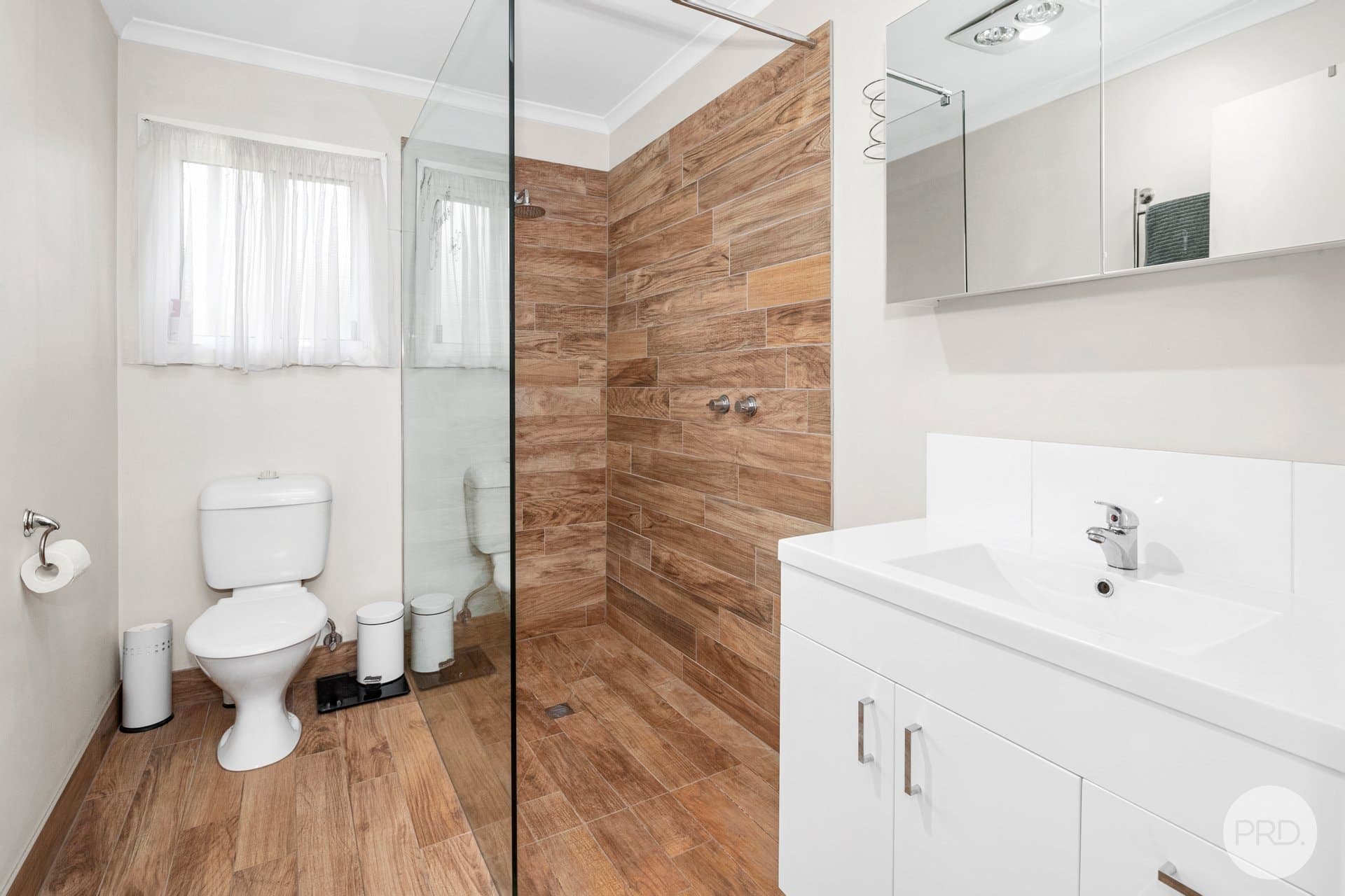 35
                Moore
                Street
            
            
            
            creswick
            
            
            VIC,
            3363, Creswick - Thumbnail 2