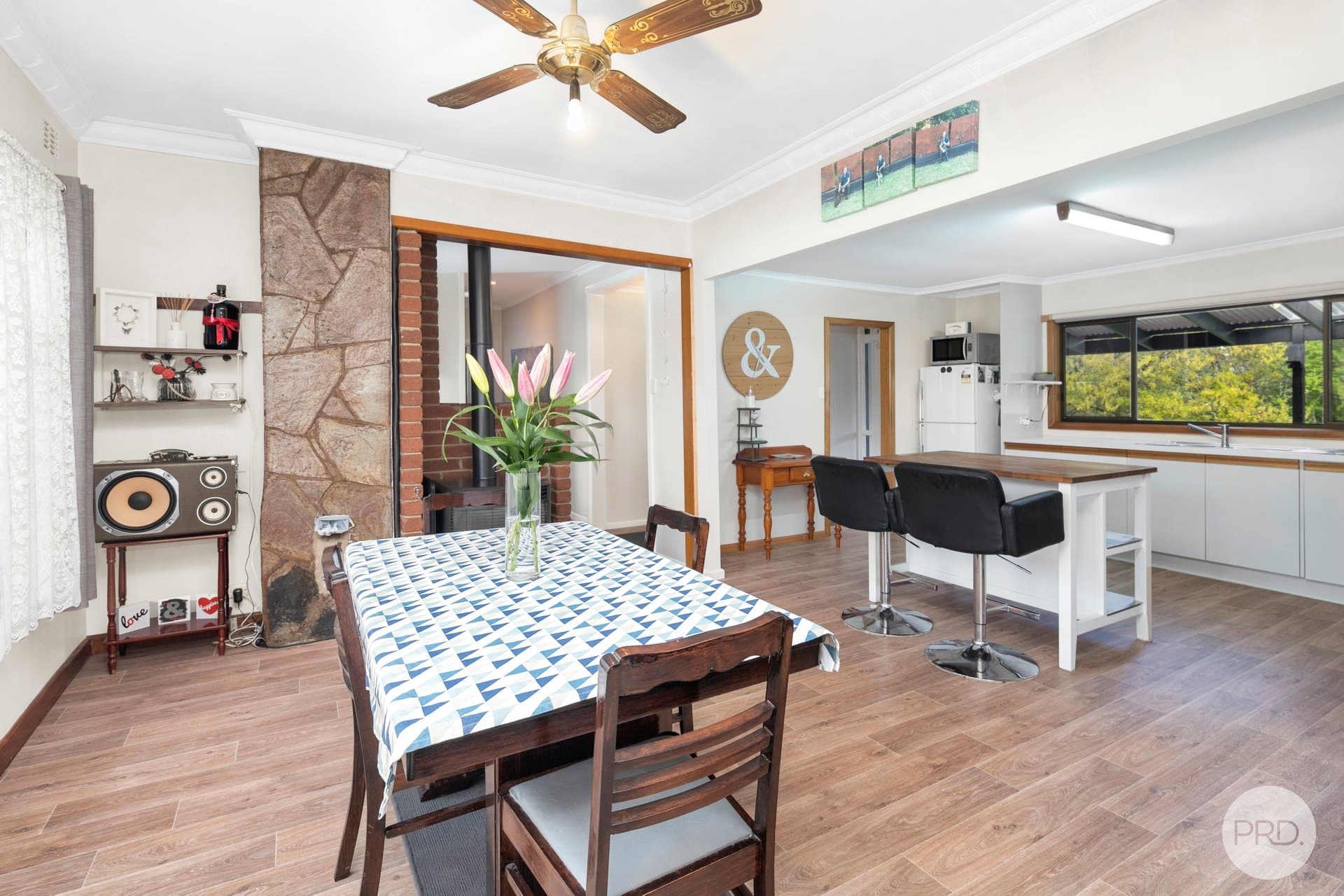 35
                Moore
                Street
            
            
            
            creswick
            
            
            VIC,
            3363, Creswick - Thumbnail 3