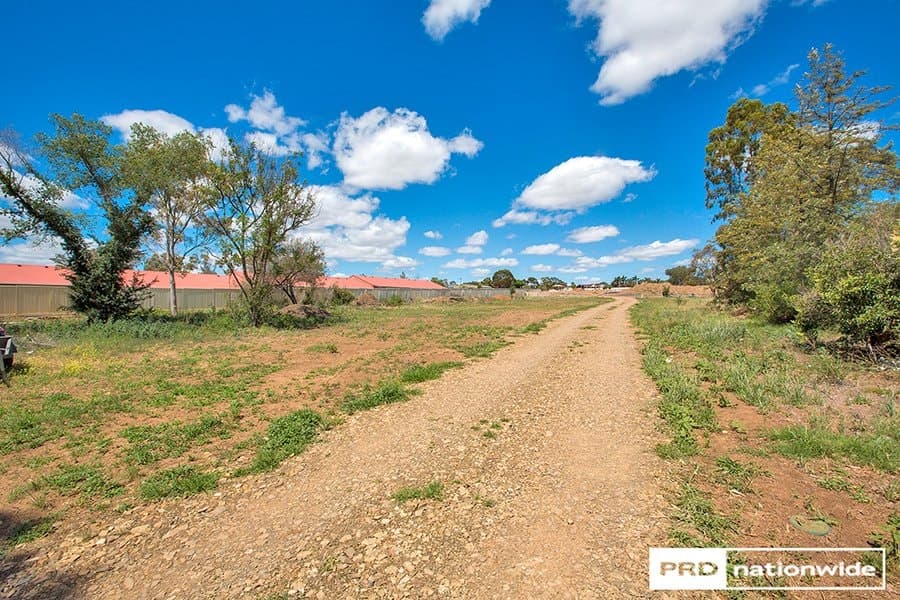 355
                Goonoo Goonoo
                Road
            
            
            
            tamworth
            
            
            NSW,
            2340, Hillvue - Thumbnail 6