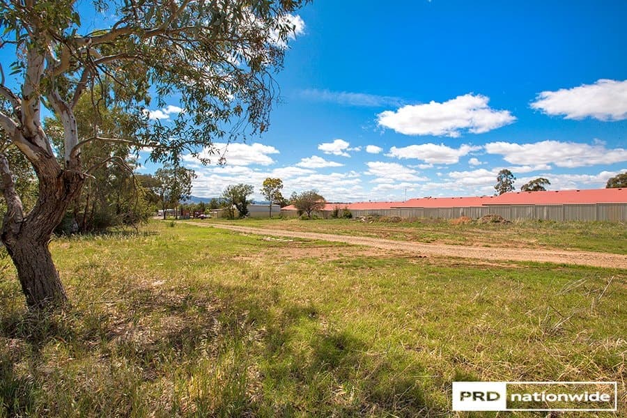 355
                Goonoo Goonoo
                Road
            
            
            
            tamworth
            
            
            NSW,
            2340, Hillvue - Thumbnail 8