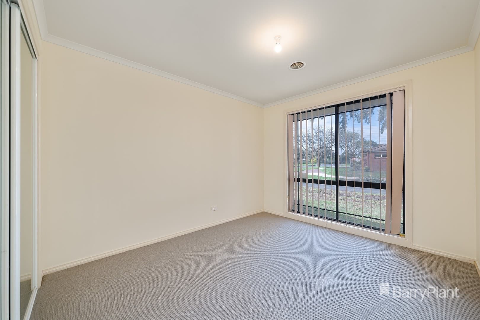 7 Pollock Drive, Mill Park, VIC 3082, Mill Park - Thumbnail 6