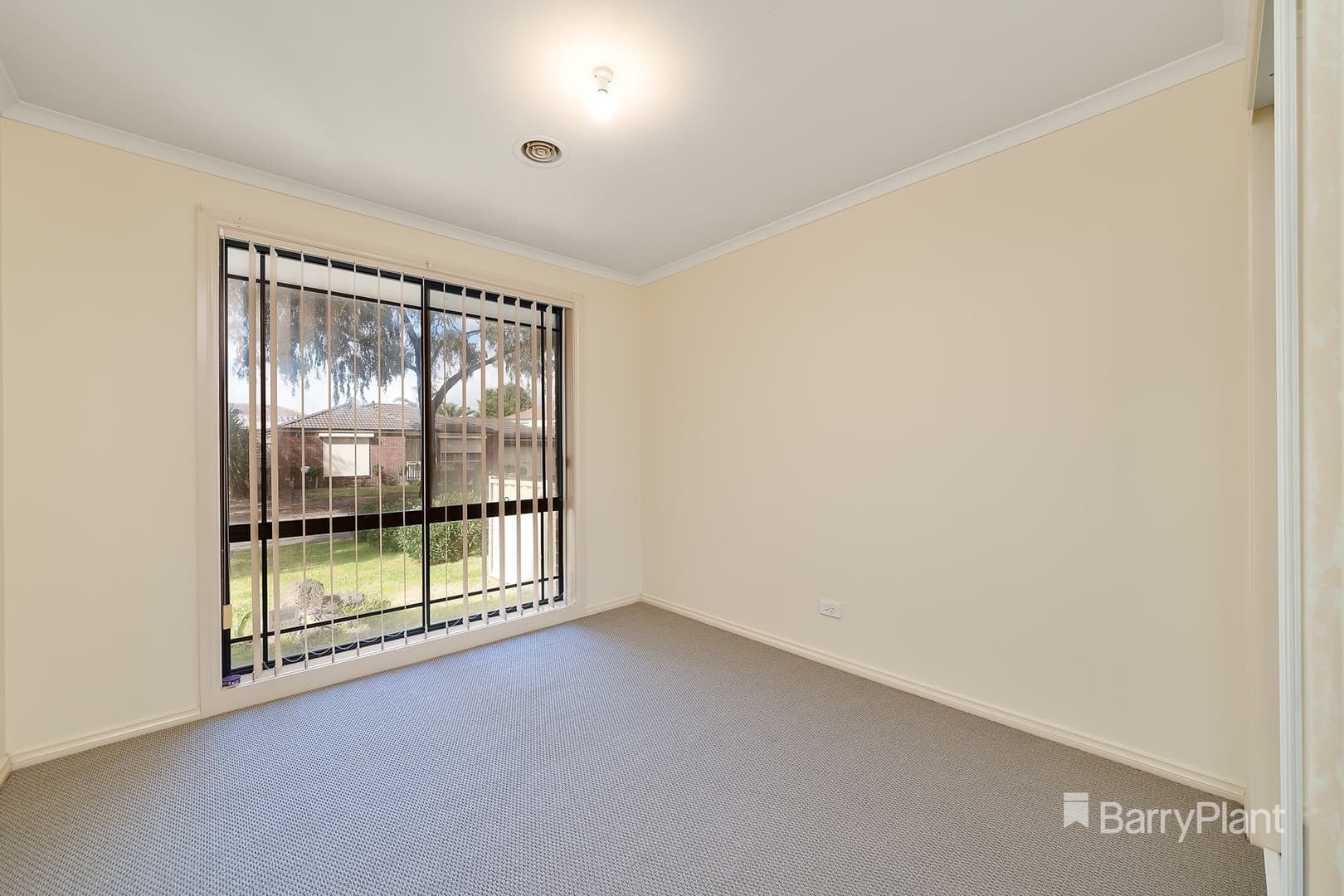 7 Pollock Drive, Mill Park, VIC 3082, Mill Park - Thumbnail 7