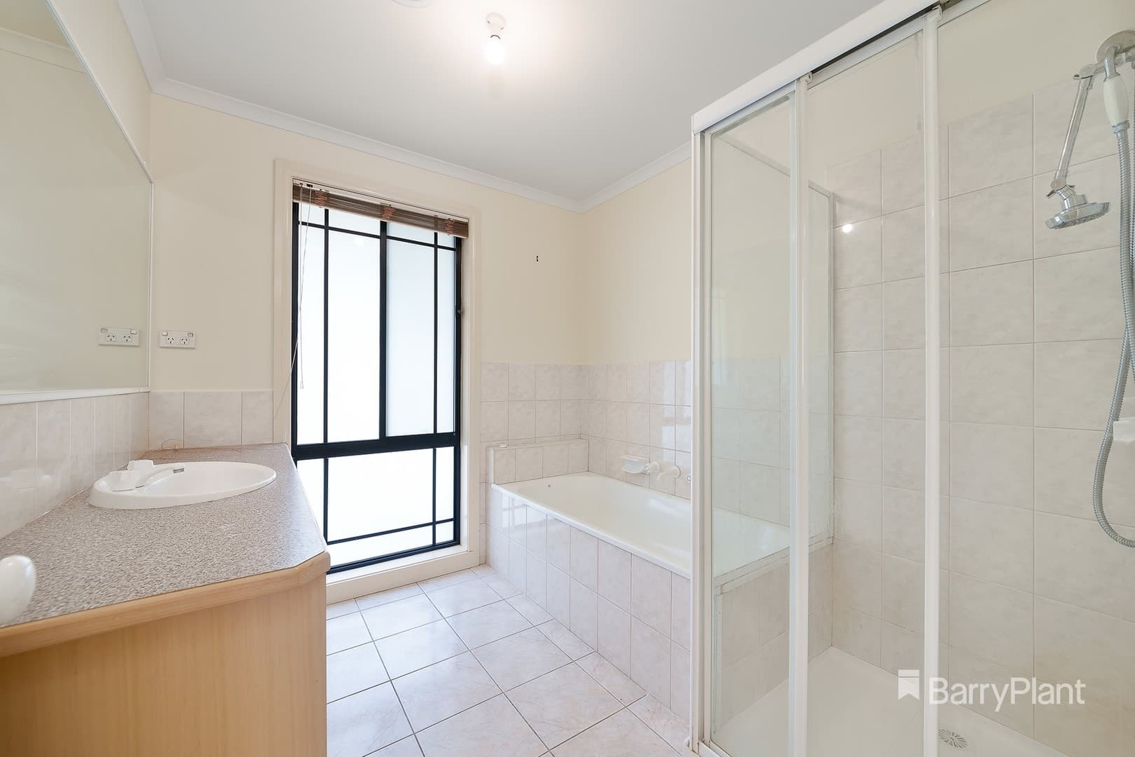 7 Pollock Drive, Mill Park, VIC 3082, Mill Park - Thumbnail 8
