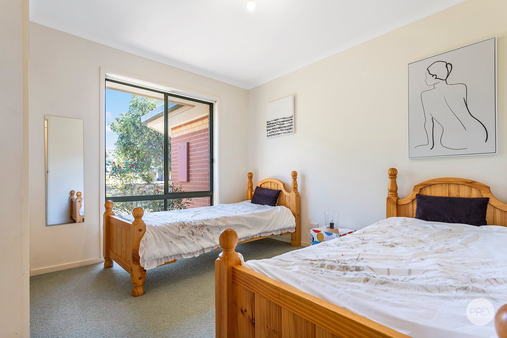 1
                Roycroft
                Court
            
            
            
            kangaroo flat
            
            
            VIC,
            3555, Kangaroo Flat - Thumbnail 6