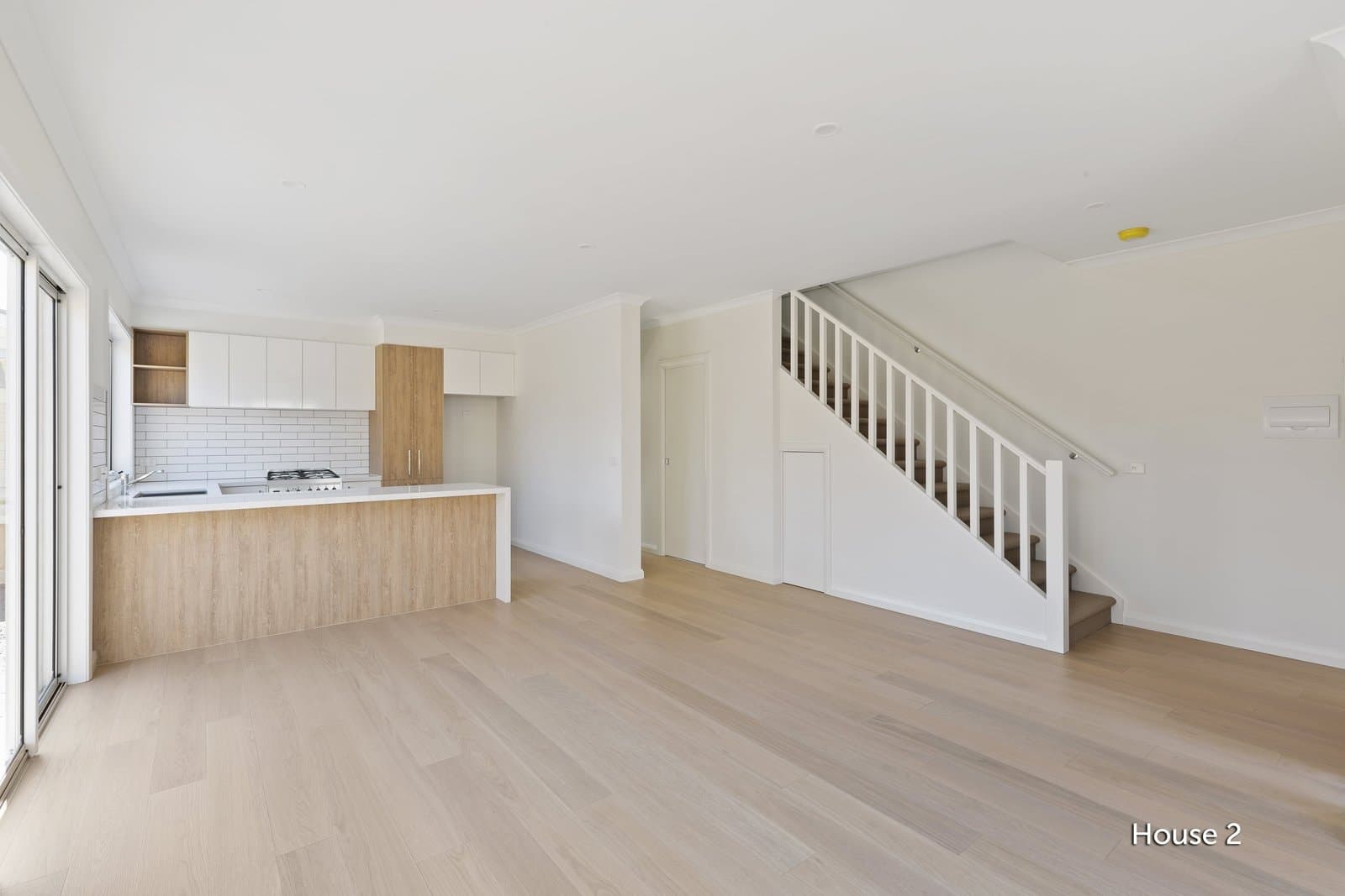 2/51 Golden Avenue, CHELSEA, Chelsea - Image 1